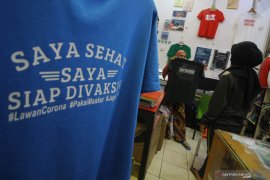 Kampanye Siap Divaksin Melalui Kaos