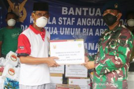Lanud Sjamsudin Noor salurkan bantuan Kasau bagi  korban banjir Kalsel