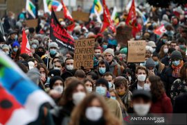 Guru di Prancis mogok lonjakan kasus COVID-19 di sekolah tinggi