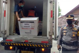 Tidak ada penolakan dari nakes Kota Sukabumi untuk divaksinasi (video)