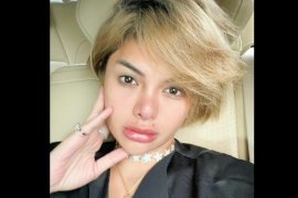 Nikita Mirzani beri bantuan ke tenaga kesehatan Wisma Atlet