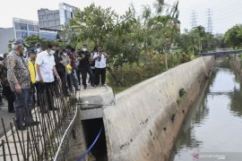 Menteri ATR dan Menteri PUPR cek pelanggaran pemanfaatan ruang di Kota Bekasi