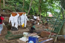 Hindari ketidakpastian, RS dan Labkesda diminta utamakan hasil PCR pasien meningal