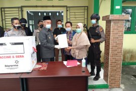 Vaksin COVID-19 tiba di Meranti, pekan depan nakes mulai divaksinasi