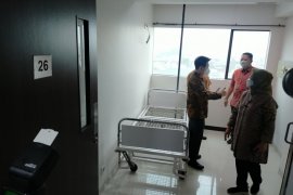 Rumah sakit khusus pasien COVID-19 disiapkan di perbatasan Kota Surabaya