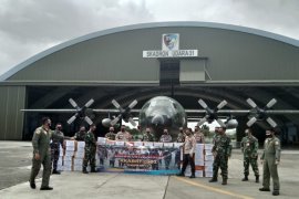 Akabri 2001 Dwipa Arya kirim bantuan sosial korban gempa Sulbar dan Kalsel