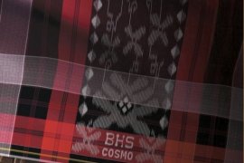 Produksi sarung tenun kreatif dukung program Bangga Buatan Indonesia