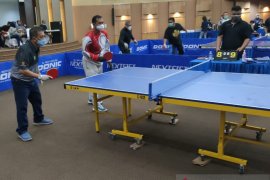 Unsur Pimpinan Kaltim Olahraga Tenis Meja Bersama