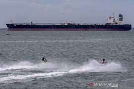 Ketika dua super tanker asing memasuki perairan kedaulatan Indonesia