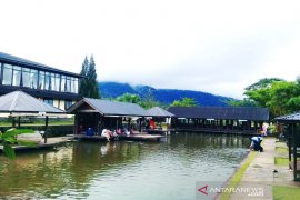 Sektor wisata Tapsel dibenahi untuk mendorong pertumbuhan ekonomi masyarakat
