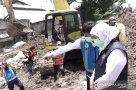 Gubernur Khofifah optimistis Tol Surabaya-Gempol beroperasi normal 8 Februari