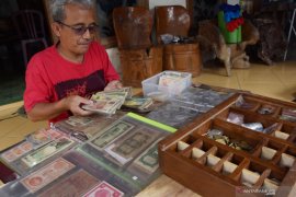 Kolektor Uang Kuno Madiun