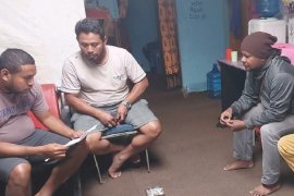 Diduga mata-mata TNI-Polri, KKB tembak mati warga