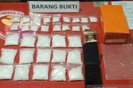 Polisi tangkap pengedar 1 kilogram sabu-sabu