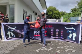 27 Klub Motor Bold Riders di Manado Bantu Korban Bencana