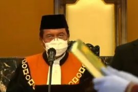 Ketua MA lantik empat ketua PT dan seorang kepala pengadilan militer