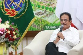 Sofyan Djalil jamin tak ada penarikan sertifikat