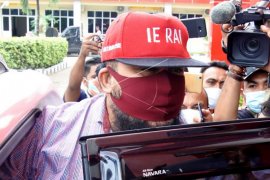 Status kewarganegaraan bupati terpilih Sabu Raijua