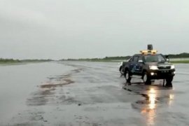 Bandara Semarang ditutup sementara karena tergenang banjir