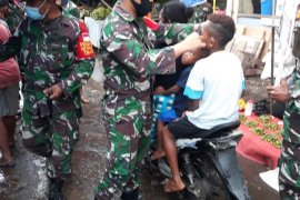 Kodim Jayapura gelar penegakkan disiplin protokol kesehatan di pasar Hamadi