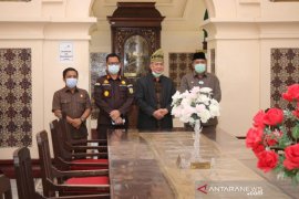 Wagub Sumbar kunjungi Istana Siak, ini yang menarik baginya