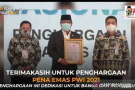 Peraih pena emas: pers seperti lingkaran bergerak membangun bangsa