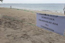Minyak hitam hampir tiap minggu cemari laut di Bintan