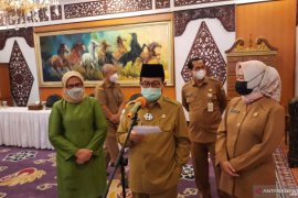 Pemprov Jambi harapkan KPID meningkatkan kualitas layanan publik