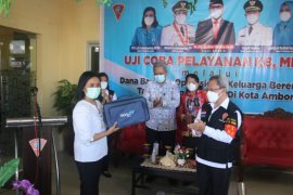 Pemkot Ambon uji coba alat kontraspesi KB MKJP