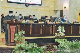 DPRD Kalsel gelar paripurna pengumuman usul pemberhentian gub/wagub 2016-2021