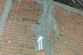 Frustasi ditinggal istri jadi TKI, pria di Lombok Tengah tewas gantung diri