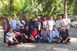 Komunitas adat laut Aceh Barat tuntut kompensasi pencemaran lingkungan akibat batu bara