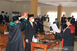 Taufik Rachman resmi Wakil Ketua DPRD Banjarbaru