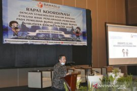 Bawaslu Bangka Tengah evaluasi terbuka hasil pengawasan Pilkada 2020