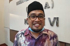 Komisi VI DPRA minta majelis dayah bekerja profesional