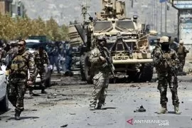 Bom mobil tewaskan tujuh orang, lukai 53 orang di Afghanistan