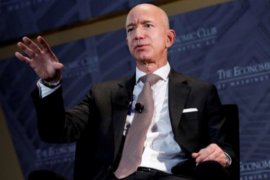 Jeff Bezos berhasil rebut gelar terkaya di dunia dari Elon Musk