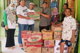 Peduli warga terdampak banjir, bantuan Syaifullah Tamliha disalurkan PPP HST