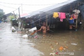 Banjir Rendam Sejumlah Lokasi Di Jakarta Page 3 Small