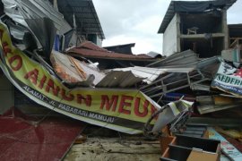 60 rumah rusak ringan pascagempa M 5,2 Halmahera Selatan