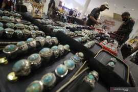 Pameran Batu dan Barang Antik