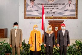 Pemkab Pesisir Barat lepas purna bakti Bupati dan Wakil Bupati periode 2016-2021