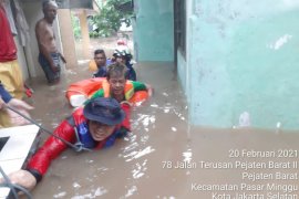 Pemukiman warga di Jakarta Selatan terendam banjir satu meter