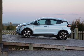 GM pangkas harga Chevrolet Bolt listrik 5.000 dolar