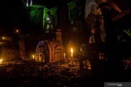 Pameran kolaboratif seni Pohon Mohon Meredih