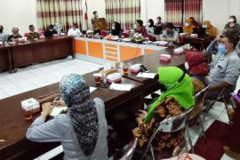 Pemkot Magelang menjaring saran ekonomi kerakyatan dari pelaku UMKM