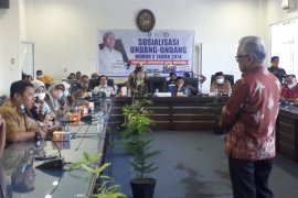Mengabdi sejak 2004, ratusan pegawai honorer K2 Pemkab Pasaman Barat berlinang air mata adukan nasib ke angota DPR RI