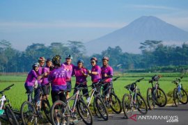 Tiket.com ajak gowes ke Borobudur