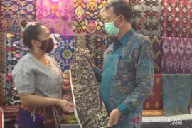 Dispar Bali dukung Pameran IKM "Bali Bangkit 2021" (video)