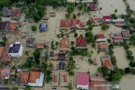 Banjir Desa Karangligar Karawang Page 1 Small